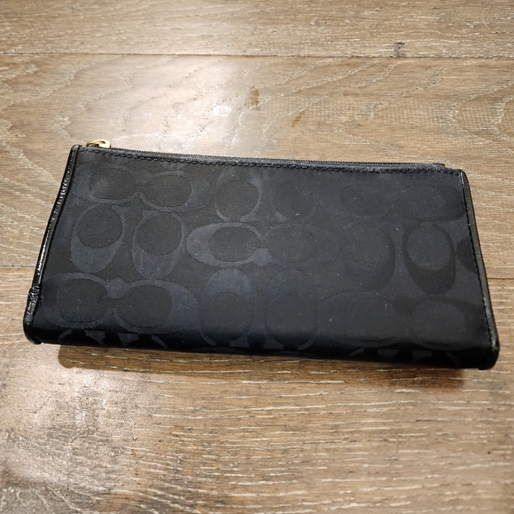 Vintage Coach Wallet - Picture 4 of 10
